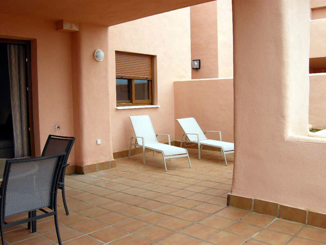 La Mairena apartment: terrace